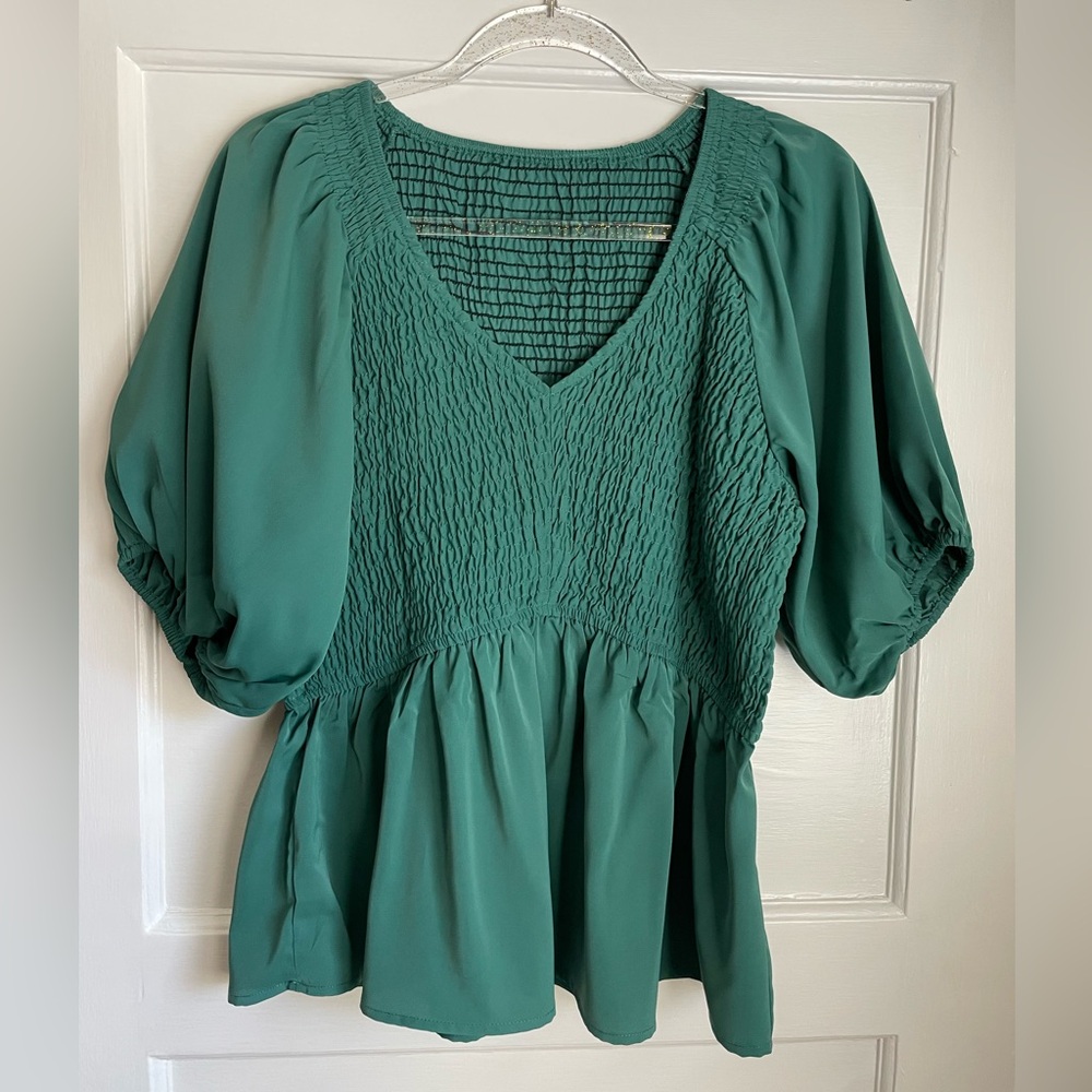 NWOT Forest Green Smocked Blouse with Puff Sleeves - Picture 4 of 8